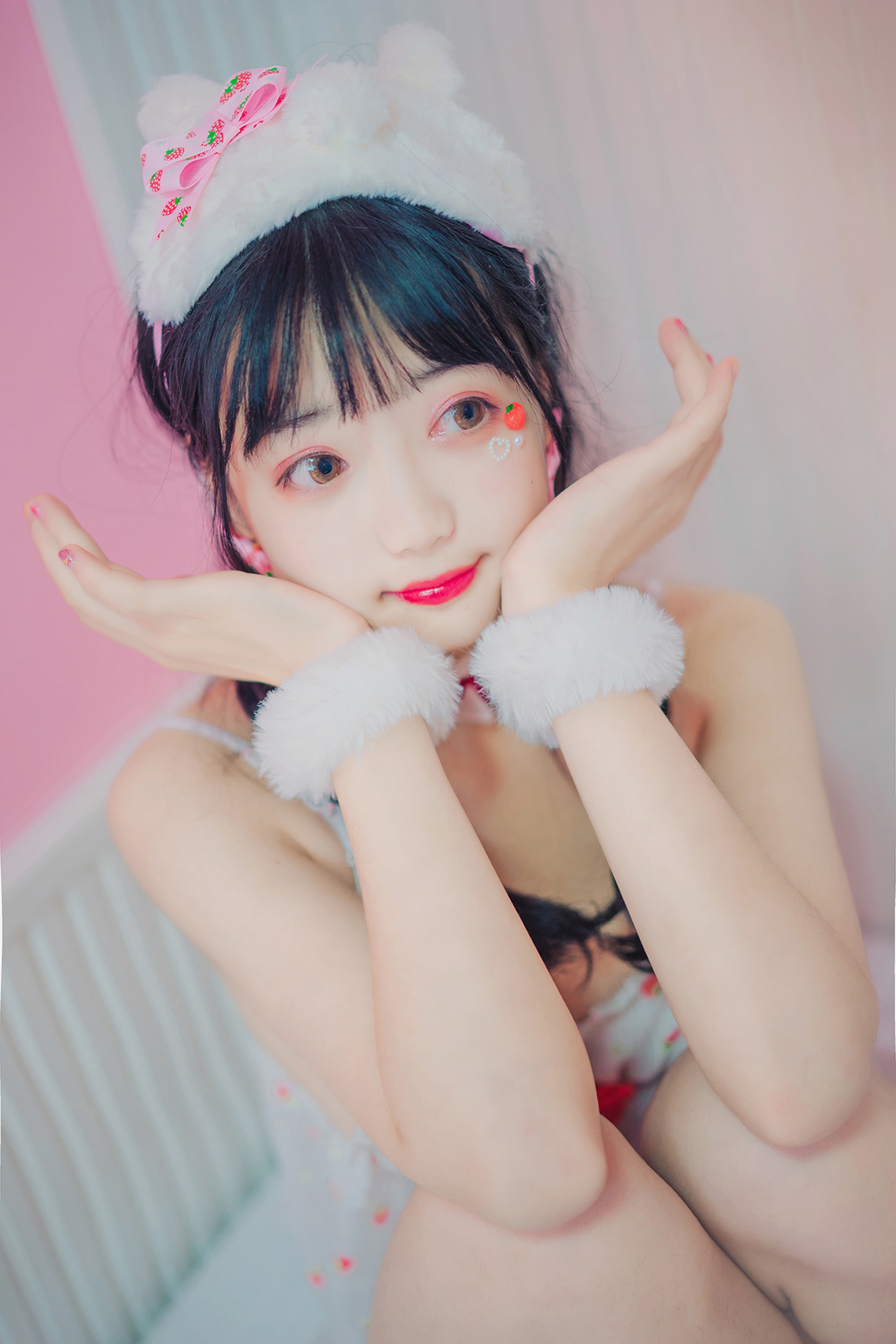 图片[1]-风之领域 – NO.167 草梅裙睡衣 [43P]-XikXak